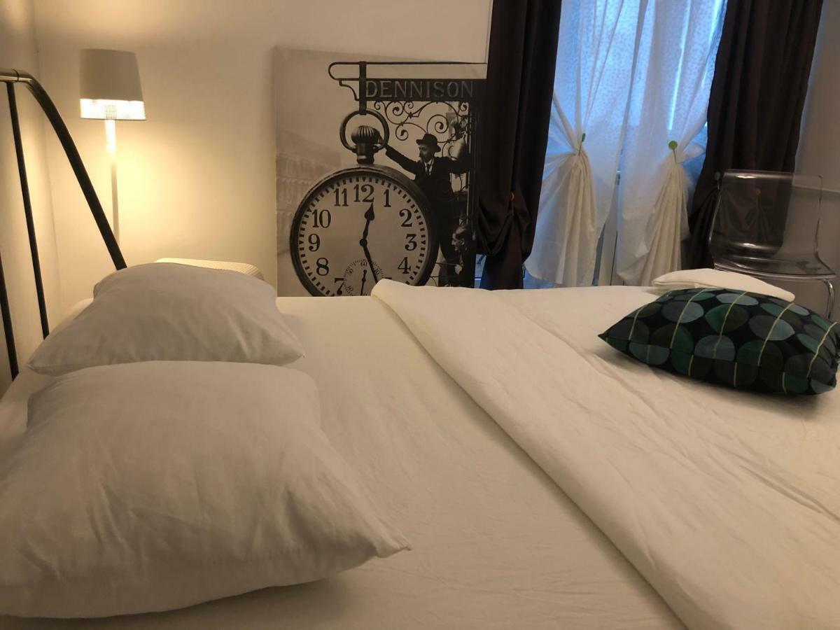 בוקרשט Green Apartment With Terrace 12 מראה חיצוני תמונה