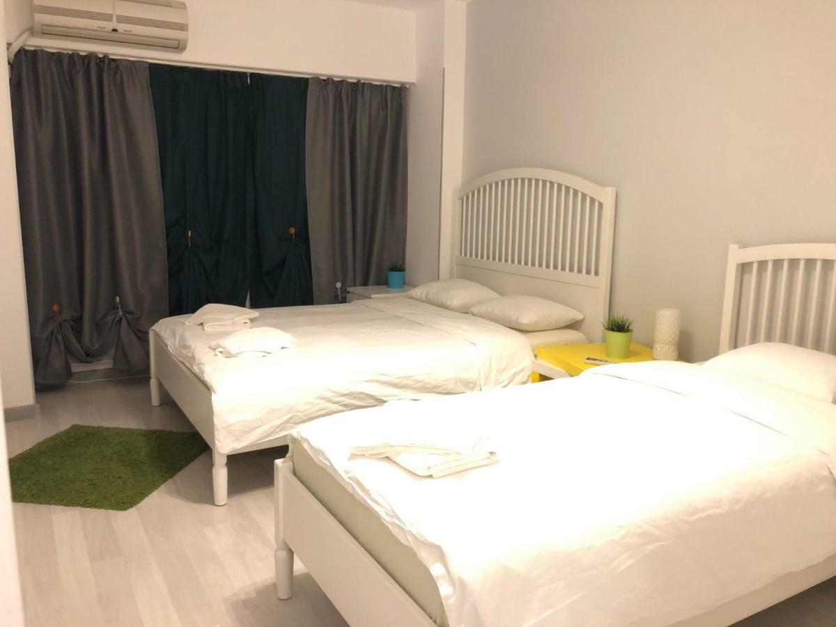 בוקרשט Green Apartment With Terrace 12 מראה חיצוני תמונה